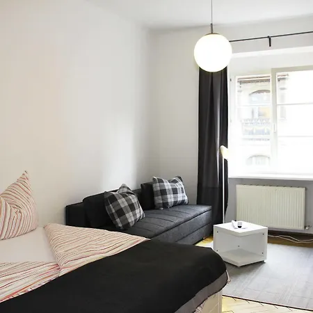 S14 & 酒店 因斯布鲁克