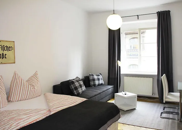 S14 & Hotel Innsbruck